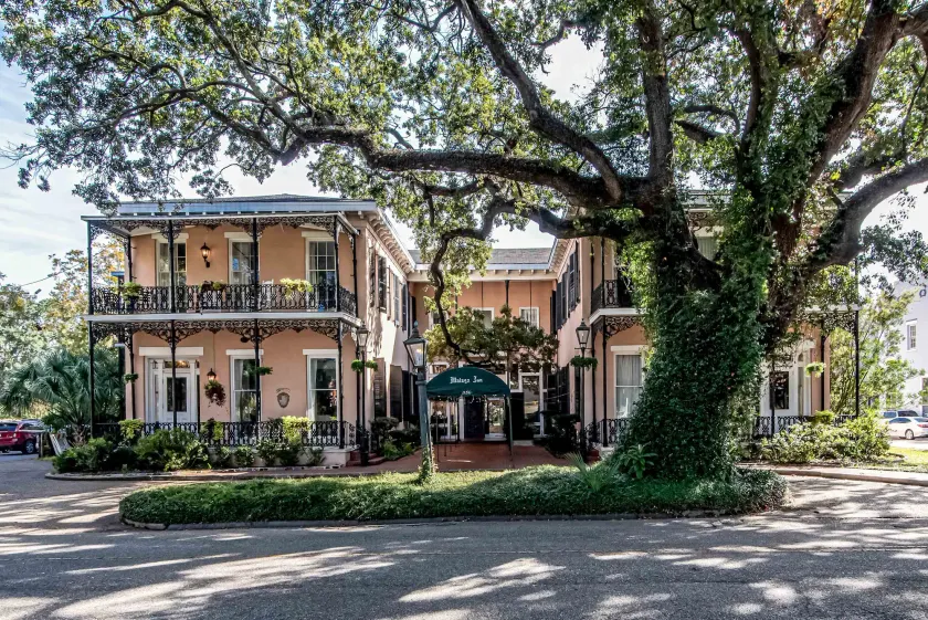 Malaga Inn - Image 1