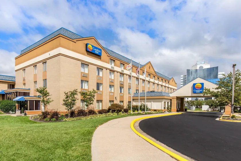 Comfort Inn College Park North - Image 1