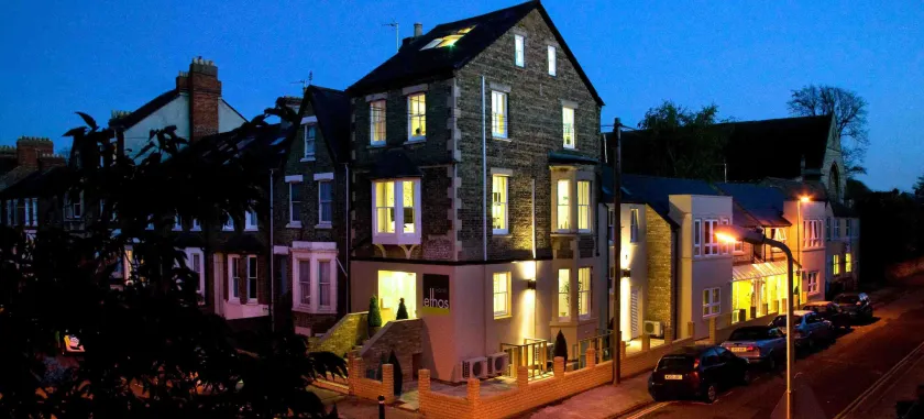 Ethos Hotel - Oxford City - Image 1