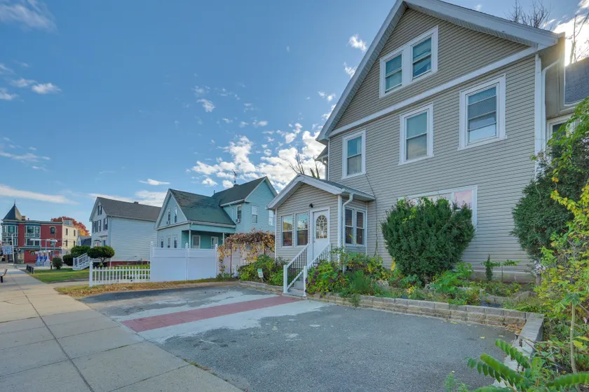 5 Mi to TD Garden: Quiet Medford Getaway! - Image 1