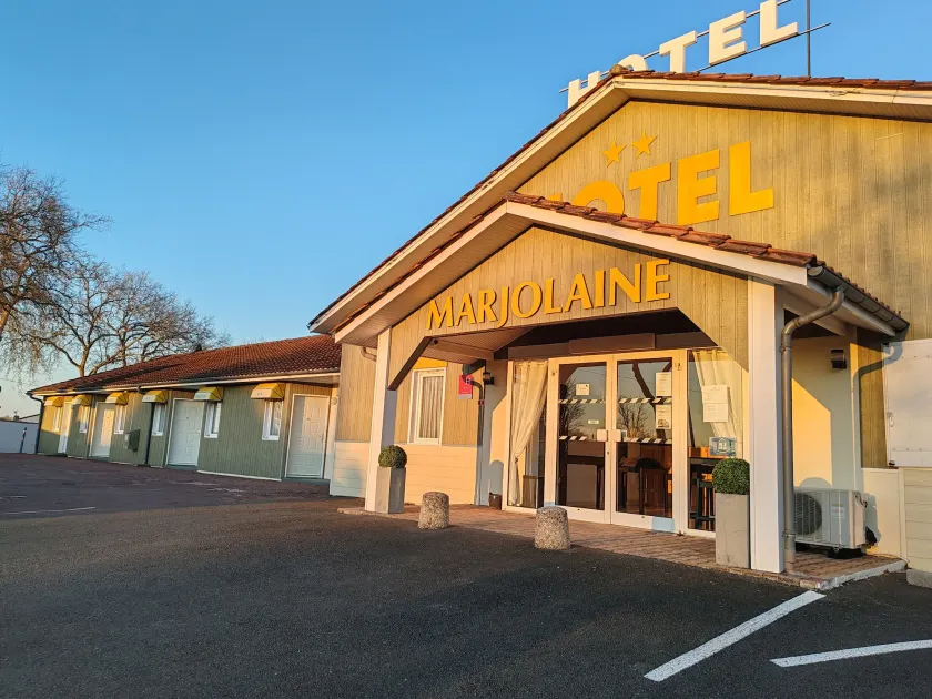 Hotel Marjolaine - Image 1