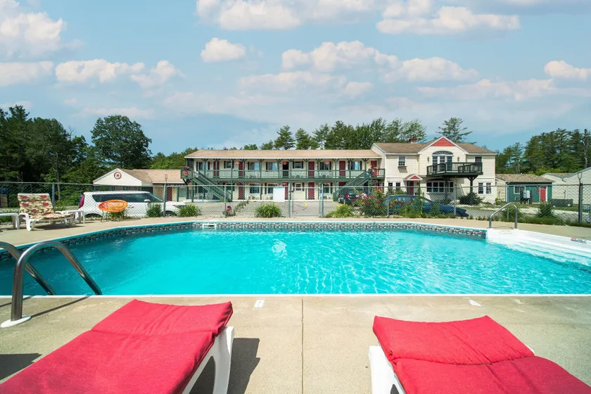 Wagon Wheel Motel - Image 1