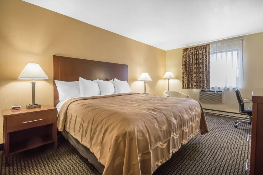 Quality Inn Janesville North - Image 1