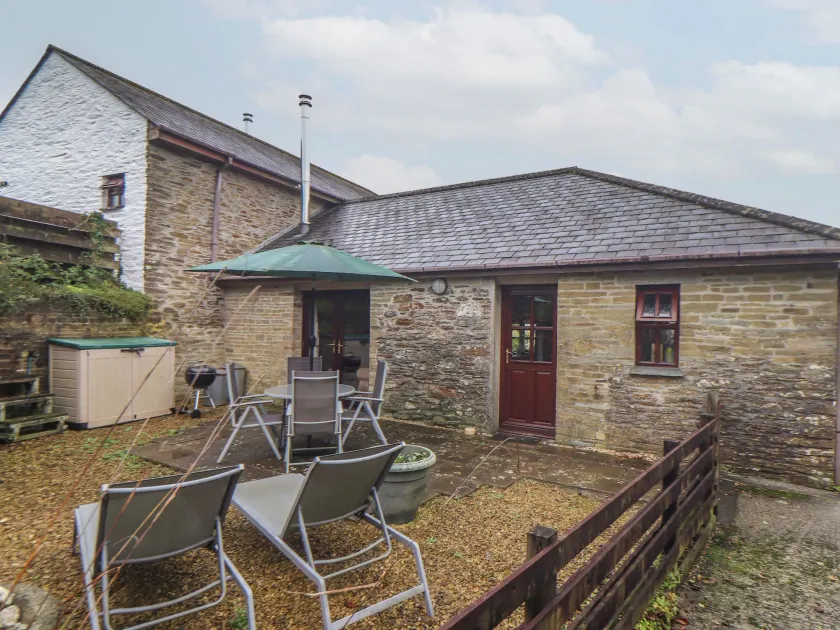 Court Cottage - Image 1