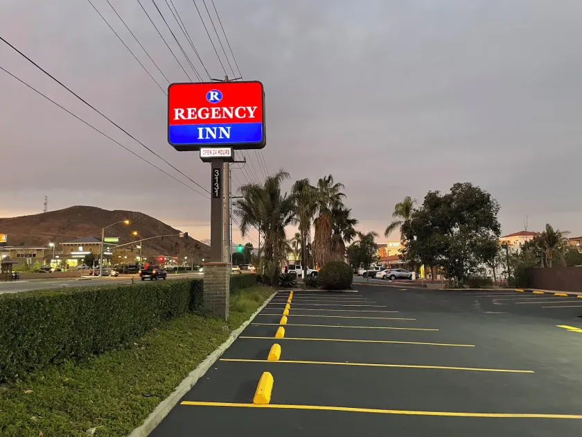Regency Inn - Image 1