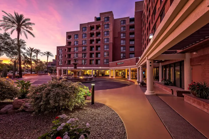 Scottsdale Marriott Old Town - Image 1