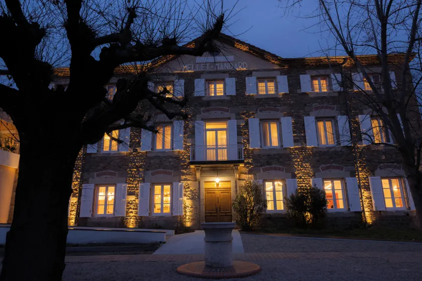Hotel 2M, The Originals Relais - Image 1