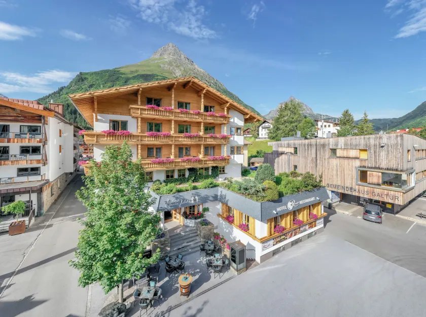 Hotel Rössle Superior - Image 1