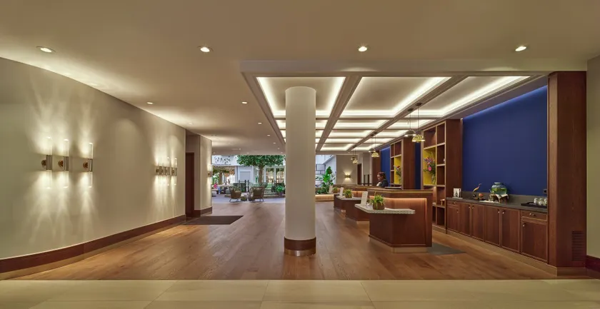 voco The Hague by IHG - Resepsjon