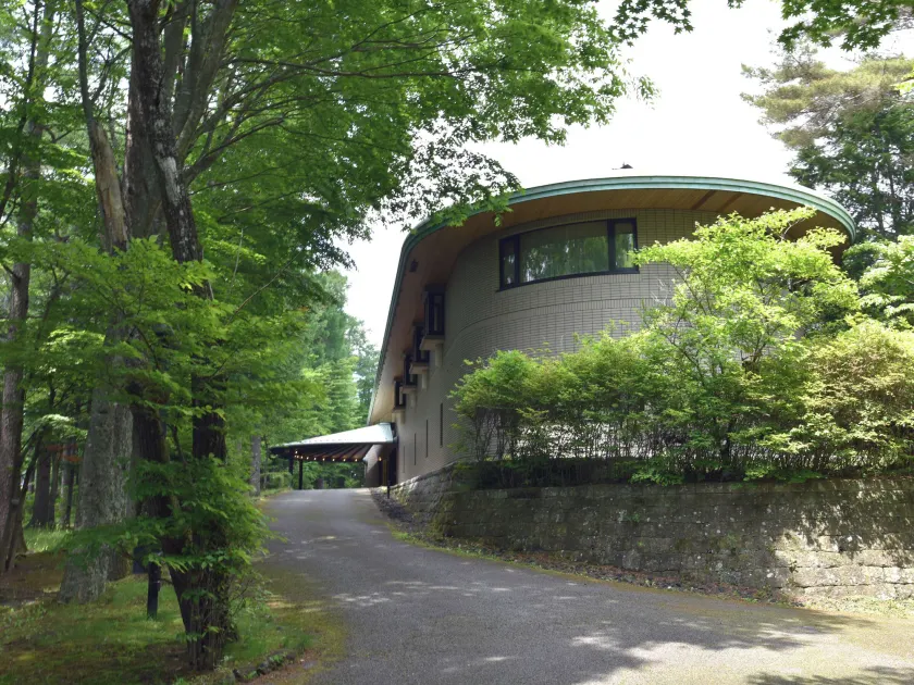 KARUIZAWA CLUB OF ART - Image 1