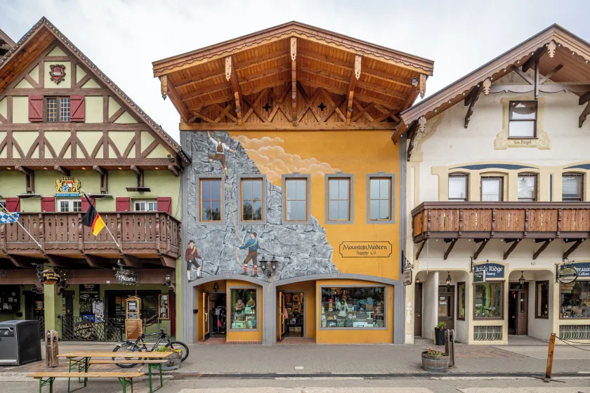 Bavarian Lodge Suites - Image 1