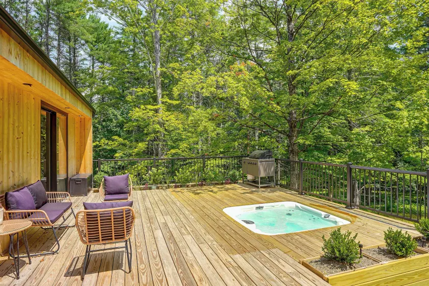 Catskills New Build w/ Private Hot Tub! - Image 1