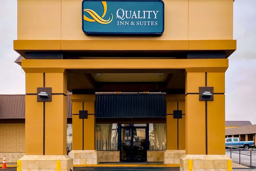 Quality Inn & Suites Airport - Image 1
