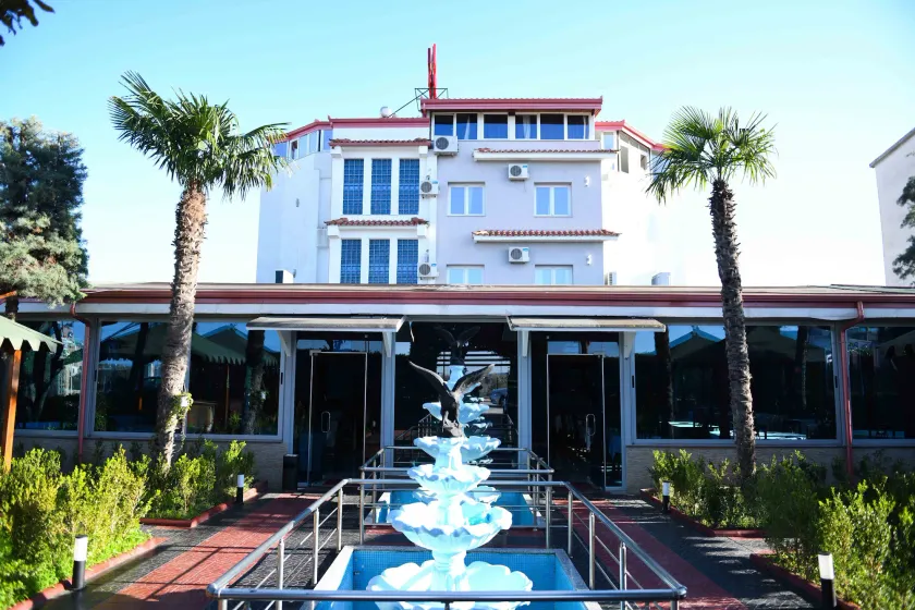 Hotel Bardhi - Image 1
