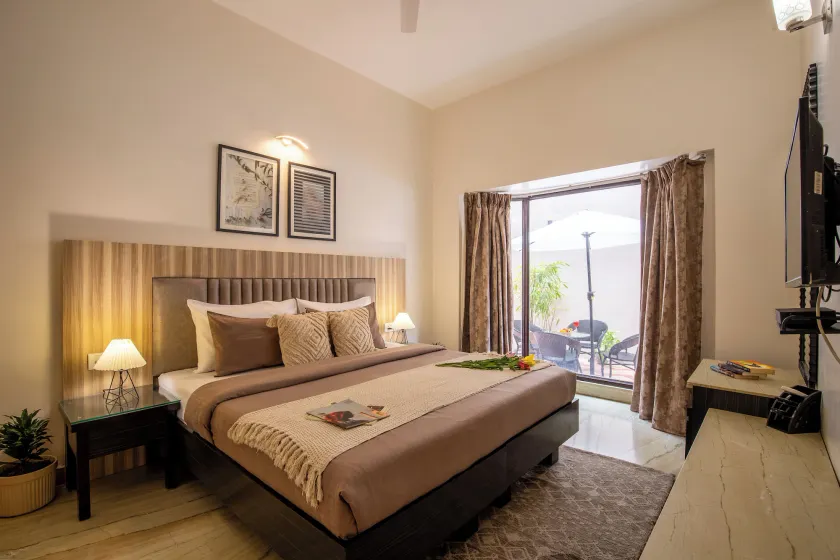 BedChambers Serviced Apartments, Sector 40 - Camera