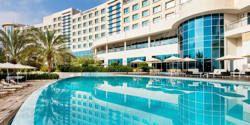 Crowne Plaza Muscat OCEC by IHG - Image 1