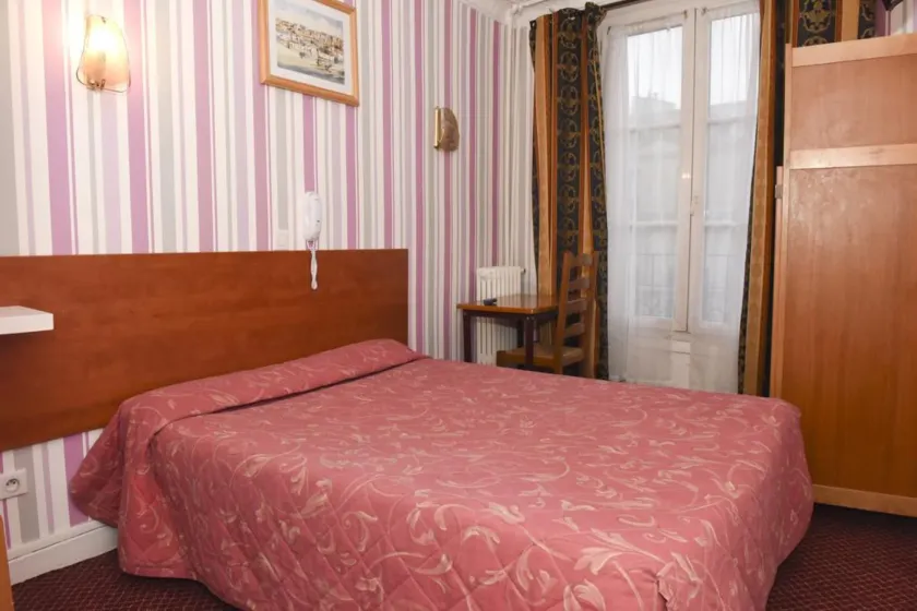 Sully Hôtel - Image 1