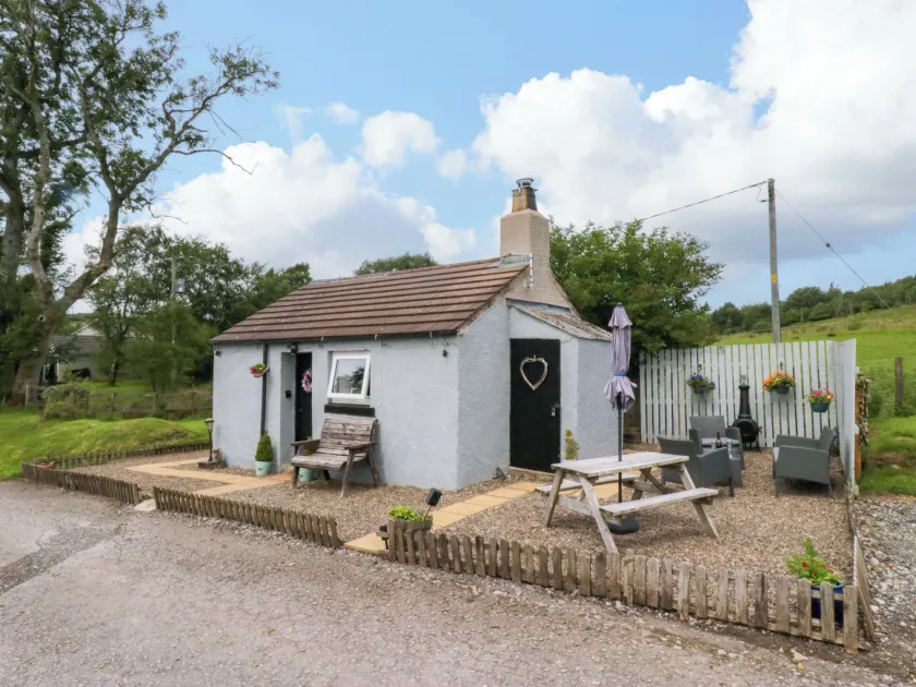 High Wreah Bolt Hole - Image 1