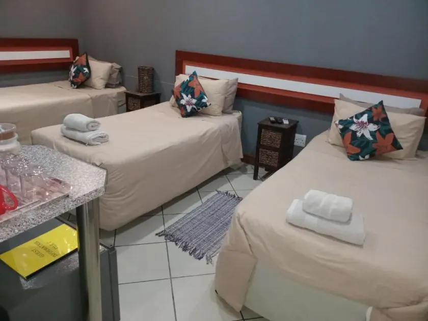 Grand Central Guesthouse - Chambre