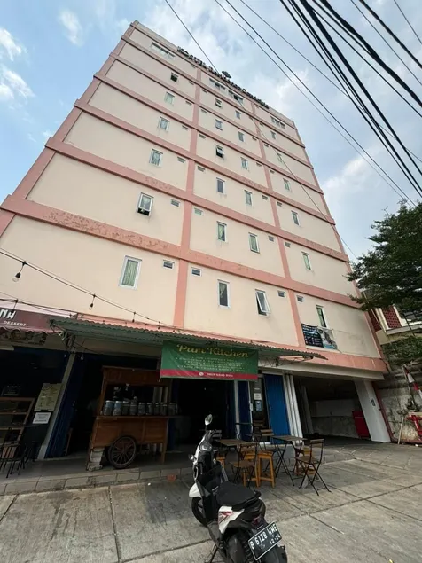 Hotel O Kostel Residence - Image 1
