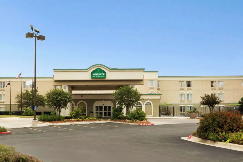 Wingate by Wyndham San Marcos - Image 1