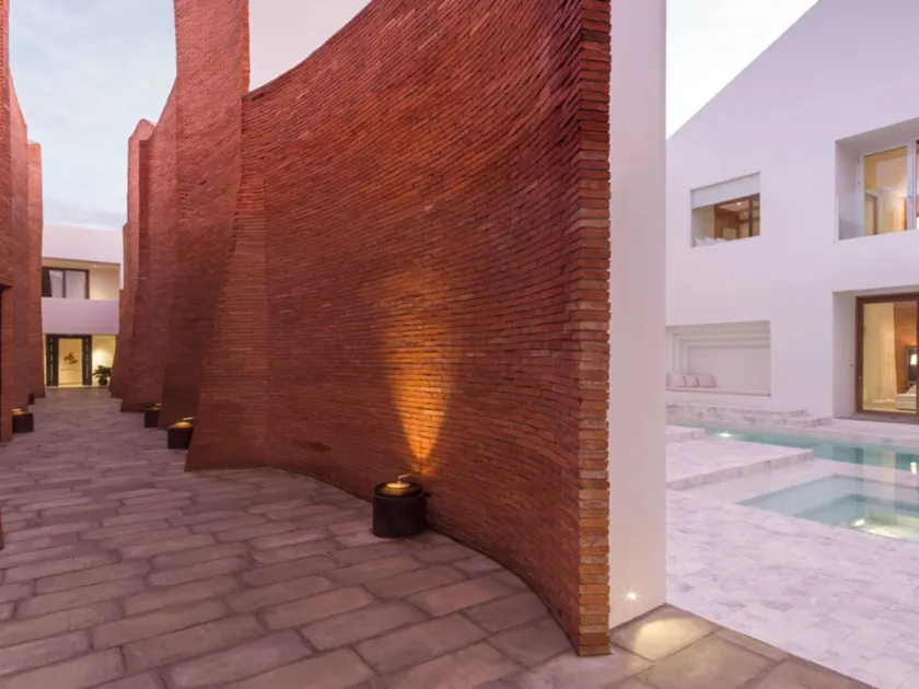 Sala Ayutthaya - Image 1
