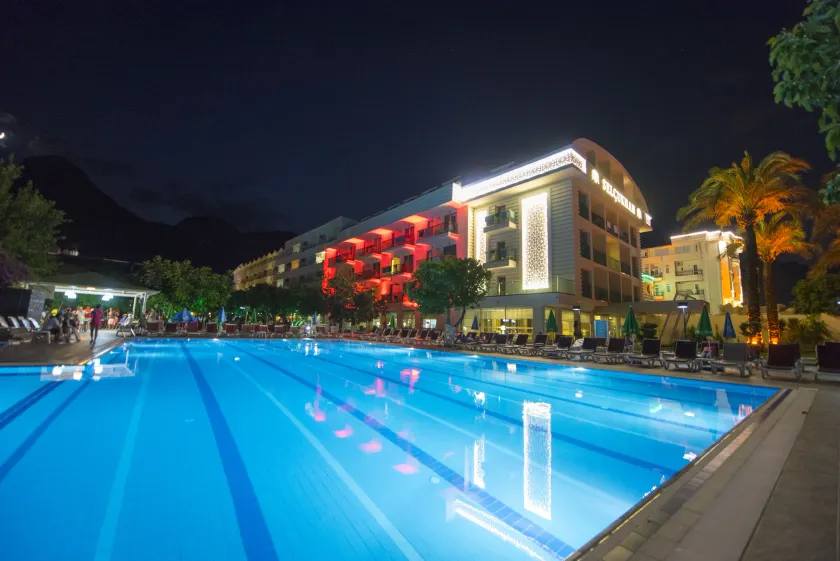 Selcukhan Hotel - Image 1