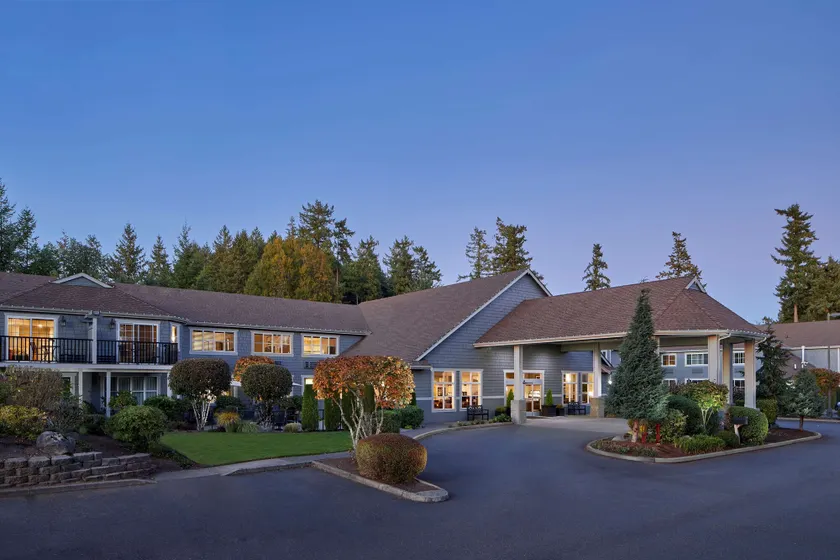 Best Western Wesley Inn & Suites - Image 1