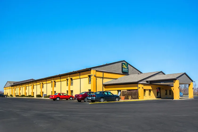 Quality Inn & Suites Greensburg I-74 - Image 1