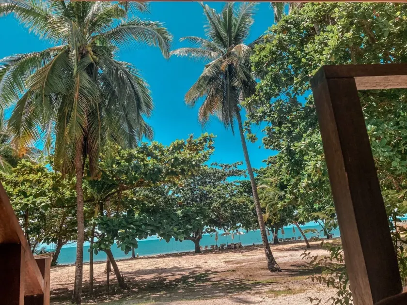 Chaithalay Khanom Resort - Image 1