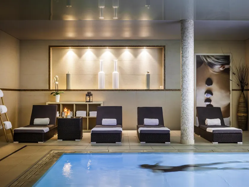 Novotel Rennes Centre Gare - Image 1