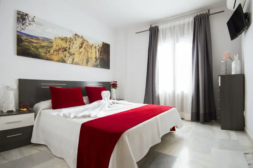 Apartamentos El Tajo & SPA - Image 1
