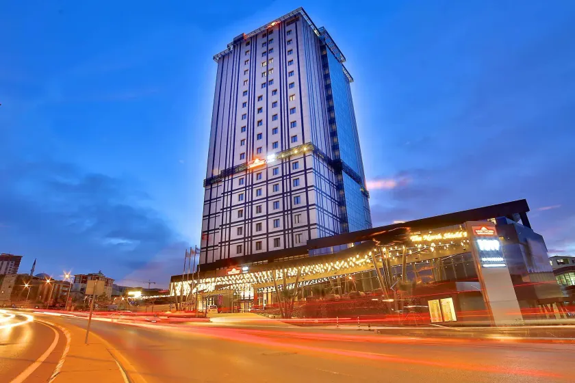 TRYP by Wyndham Istanbul Basın Ekspres - Image 1