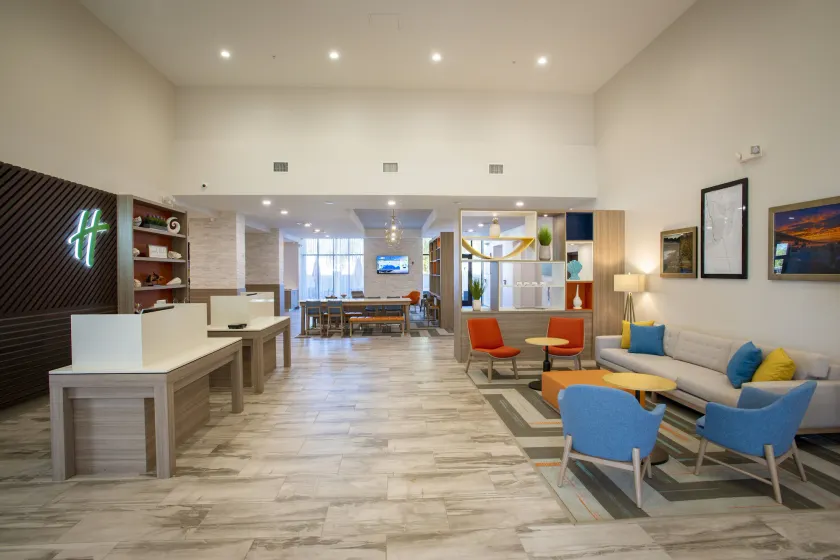 Holiday Inn Pensacola - University Area by IHG - Reception
