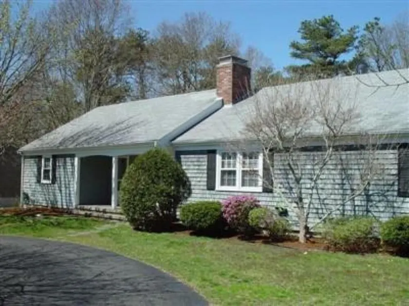 Thompson House Cape Cod - Image 1