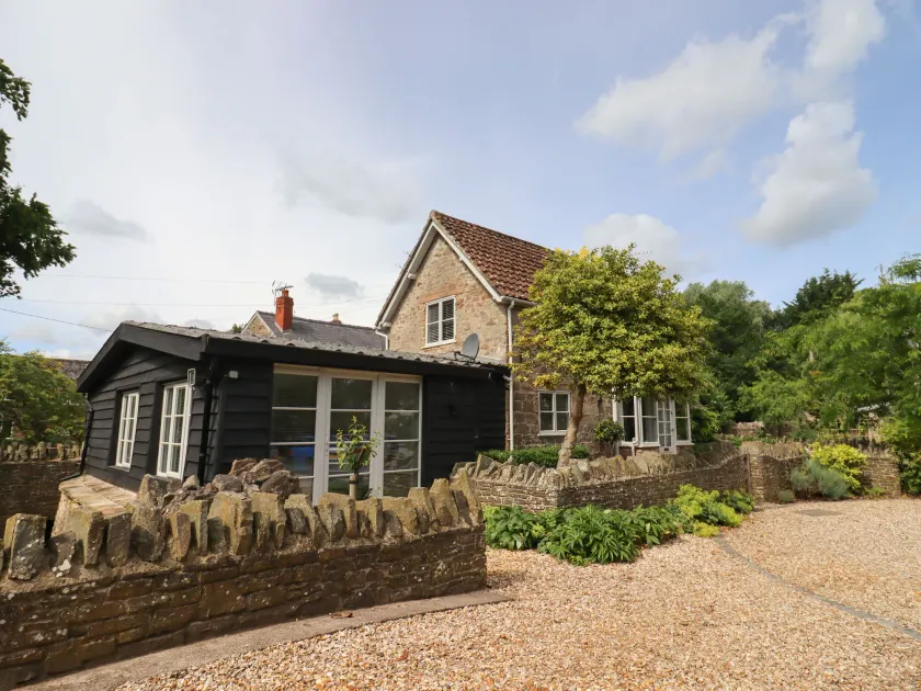 The Coach House - Image 1