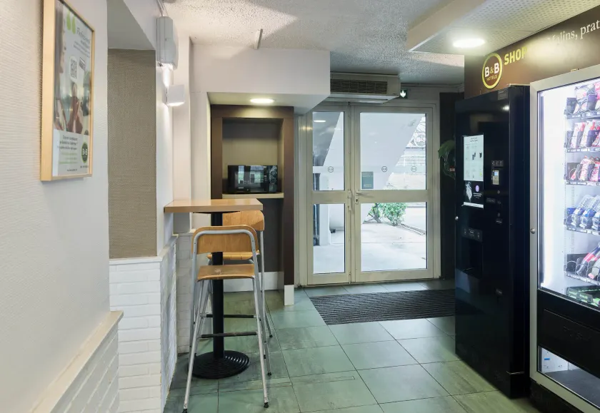 B&B HOTEL Bretigny-sur-Orge - Saguão