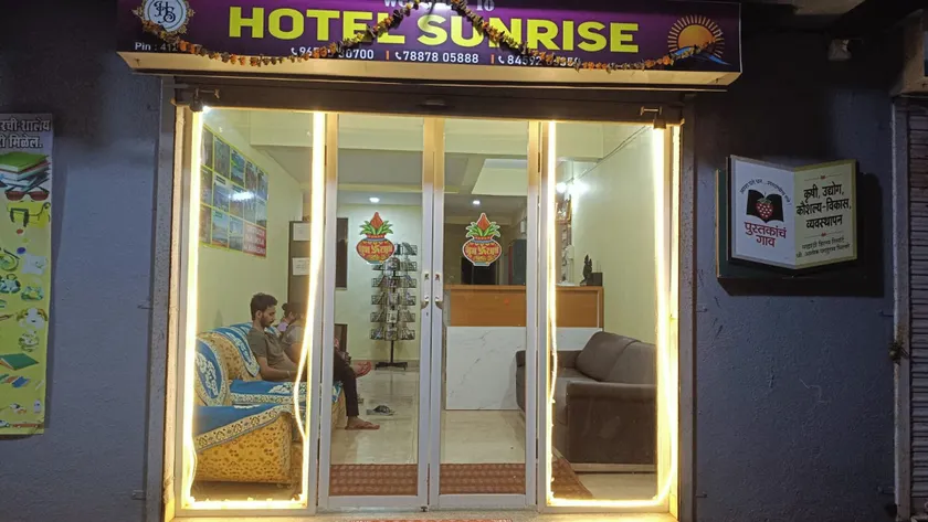 Hotel Sunrise, Panchgani - Image 1