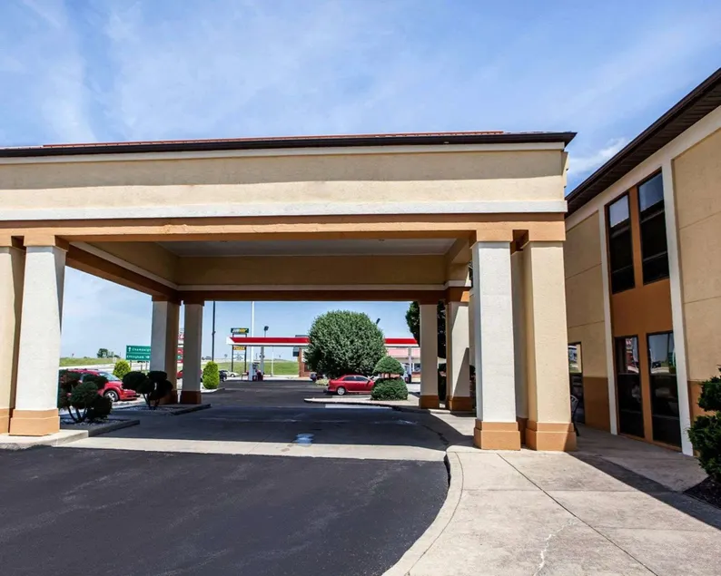 Quality Inn Arcola - Image 1