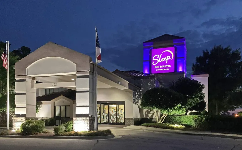 Sleep Inn & Suites Spring Lake - Fayetteville near Fort Bragg - Image 1
