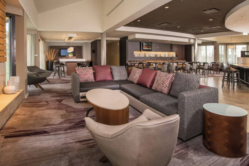 Courtyard by Marriott Harriman Woodbury - Image 1