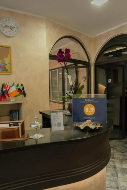 Hotel Magnolia - Vestíbulo