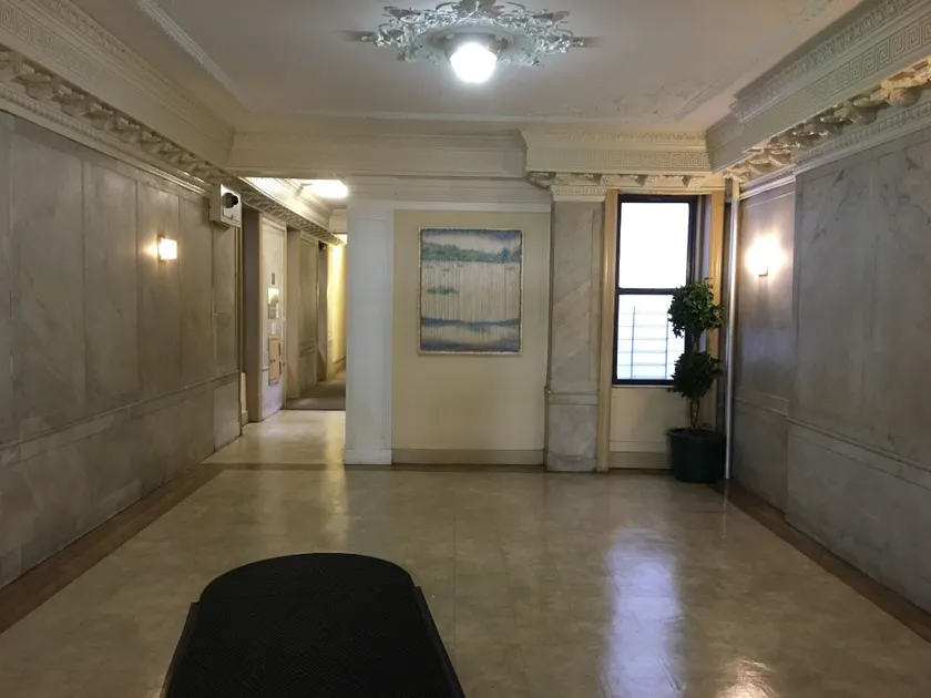 Upper West Side Manhattan Apartment - Image 1