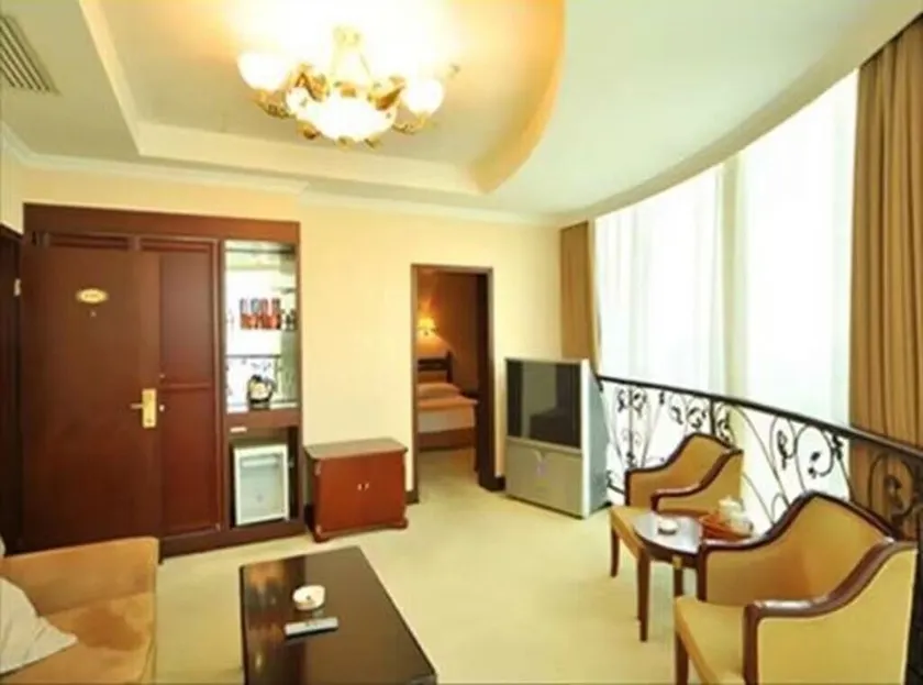 Kunshan Yuxing Hotel - Image 1