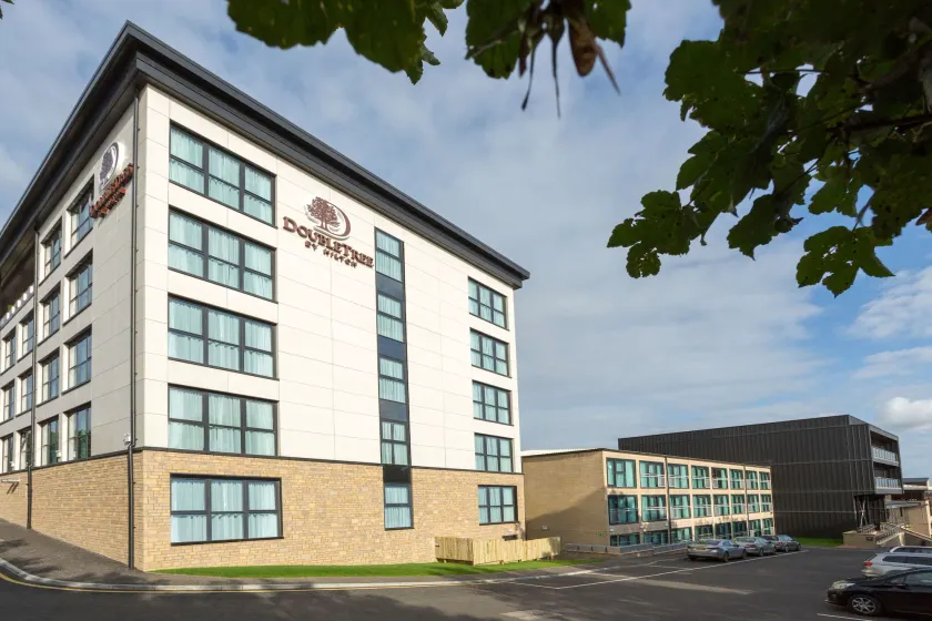 DoubleTree by Hilton Edinburgh - Queensferry Crossing - Image 1