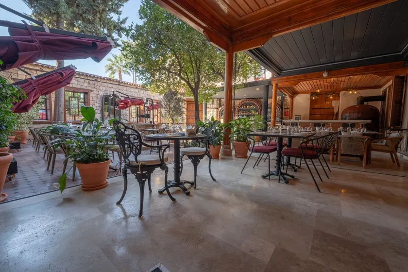 Belmondo Suites Old Town Antalya - Image 1