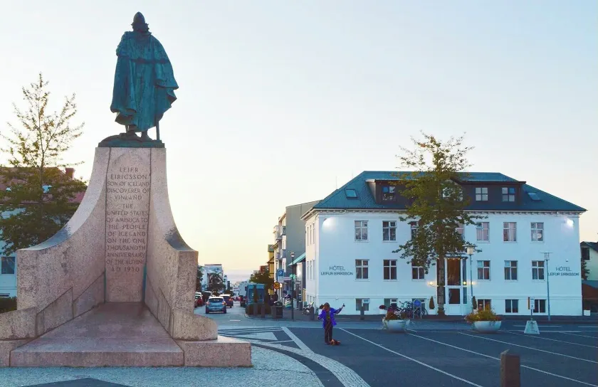 Hotel Leifur Eiriksson - Image 1