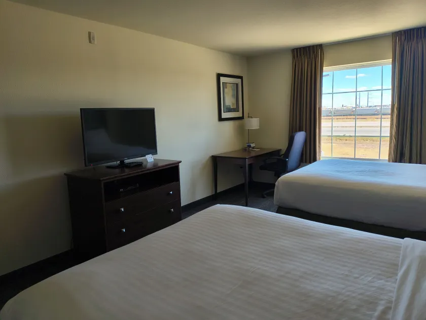Cobblestone Inn and Suites - Eaton - Image 1