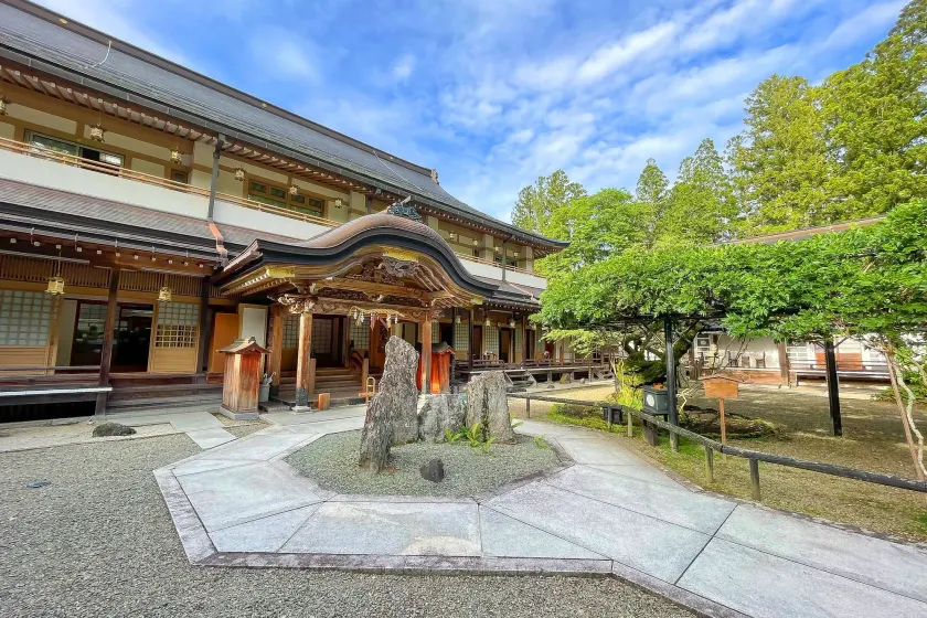 高野山 宿坊 総持院 -Koyasan Shukubo Sojiin- - Image 1