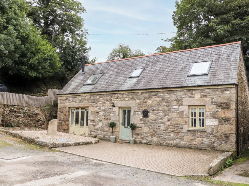 Potters Barn - Image 1